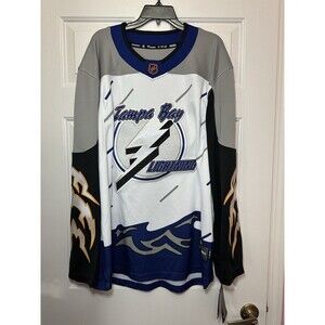 Size XL Fanatics Tampa Bay Lightning Reverse Retro 2.0 BNWT NHL Hockey Jersey